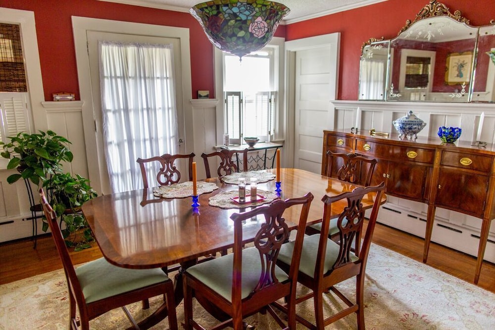 The Red Door B&B 26/34