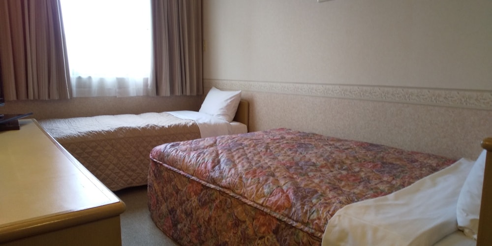 Crown Hills Kanazawa 27/50