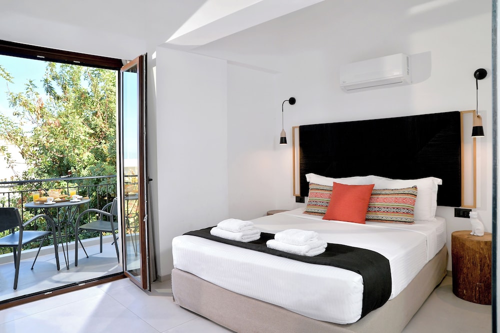 Yianna Hotel 12/51