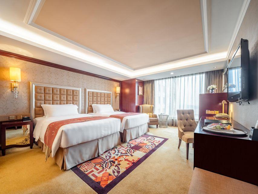 Panoramic, Executive, Twin Beds, City View, City Level