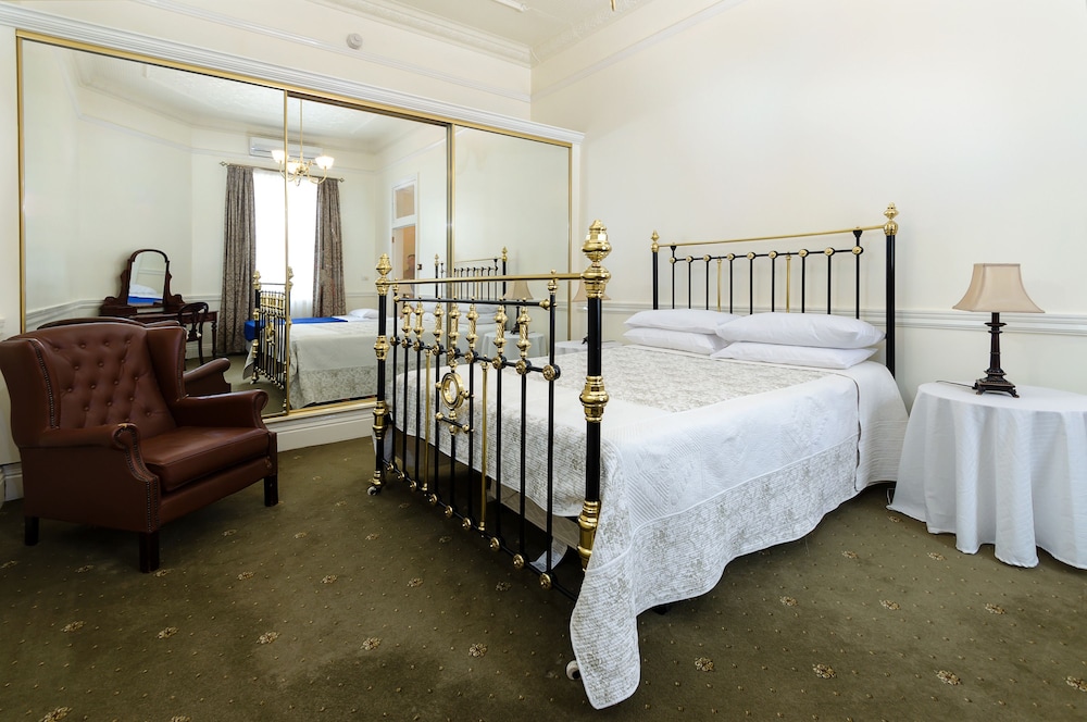 Criterion Hotel Warwick 15/43