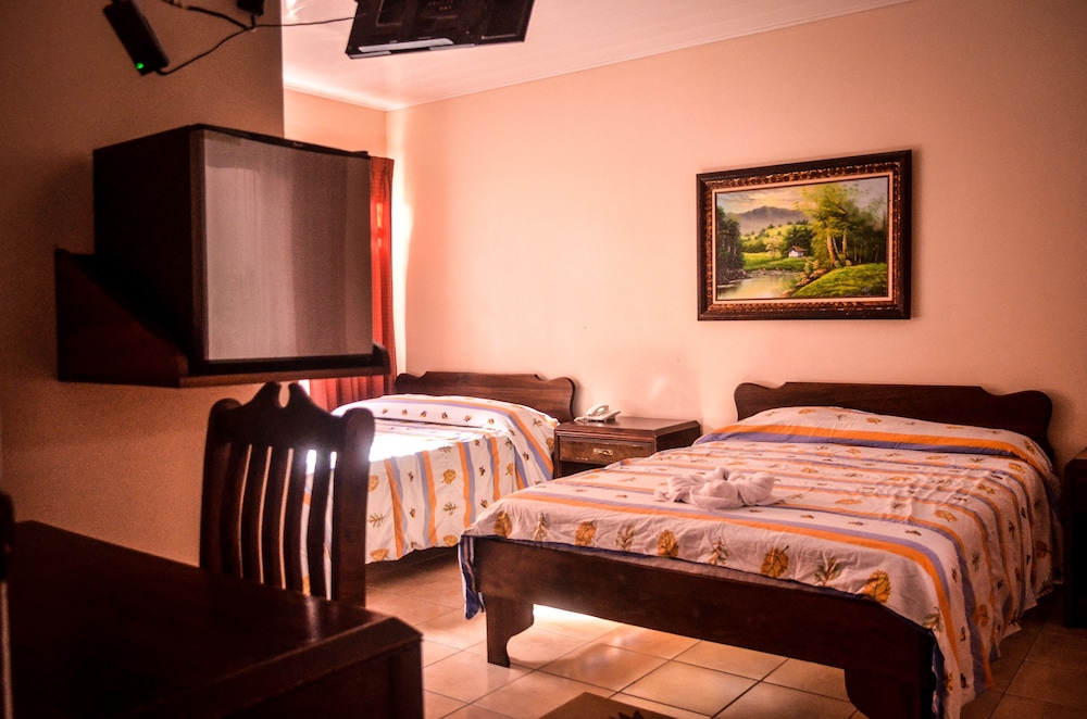 Hostel La Choza Inn 5/60