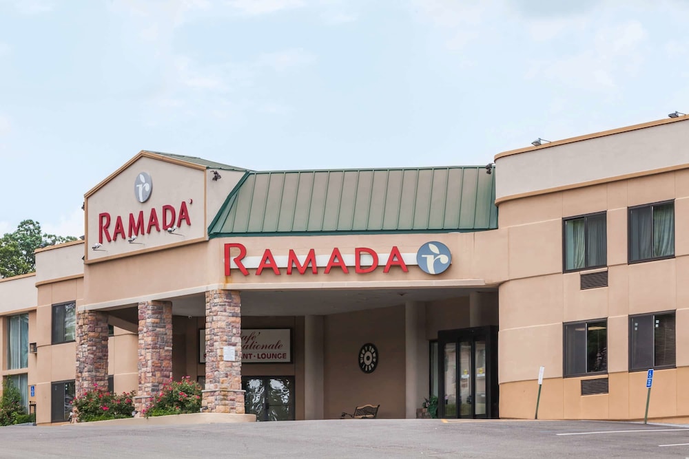 Ramada By Wyndham Newburgh/West Point 3/46