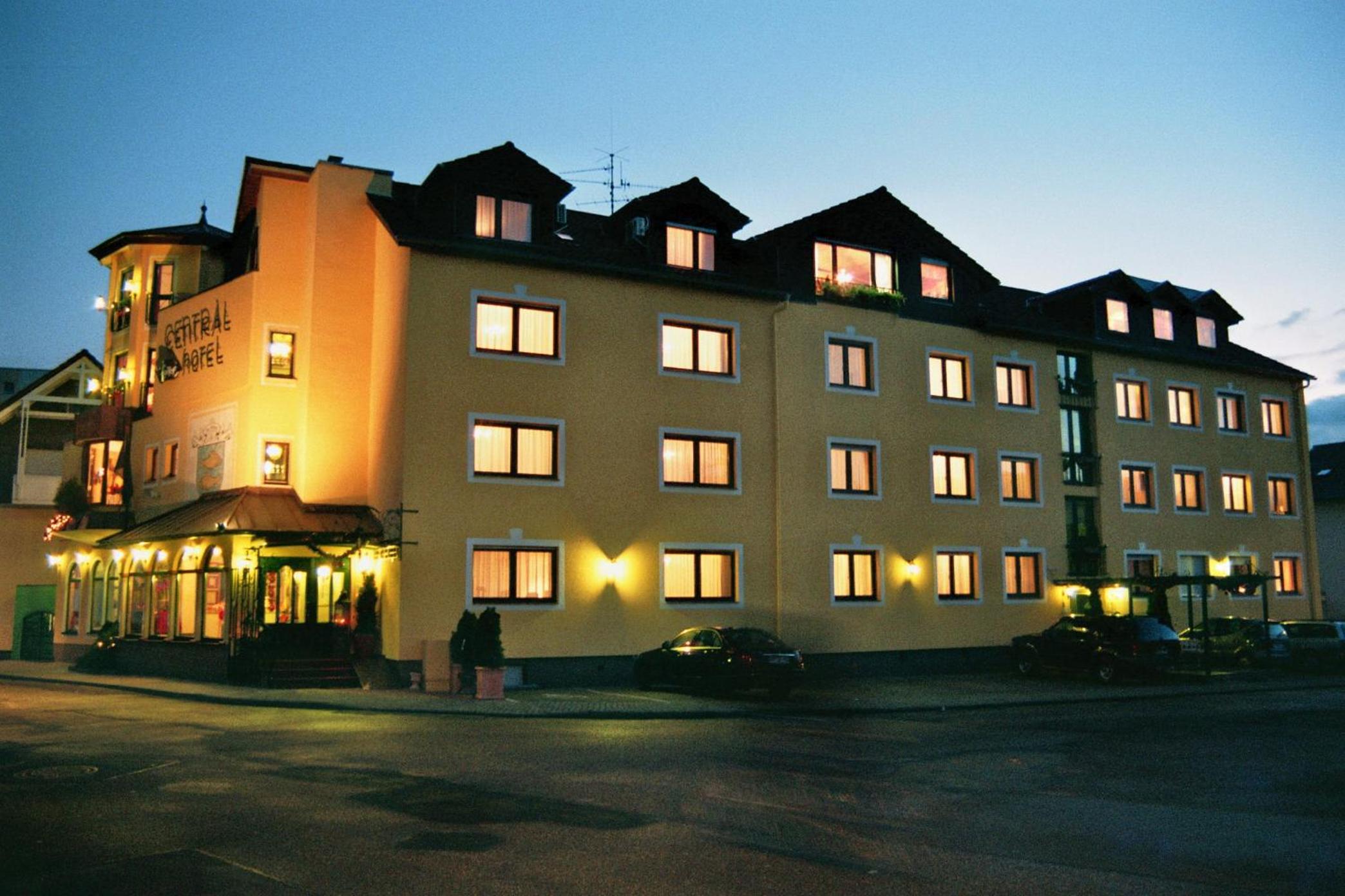 Central-Hotel am Konigshof 1/50