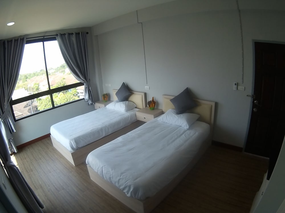 Na Siri Lakeview 15/52