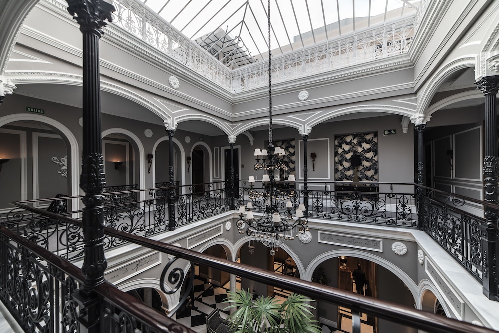 Casa Palacio Maria Luisa 2/50
