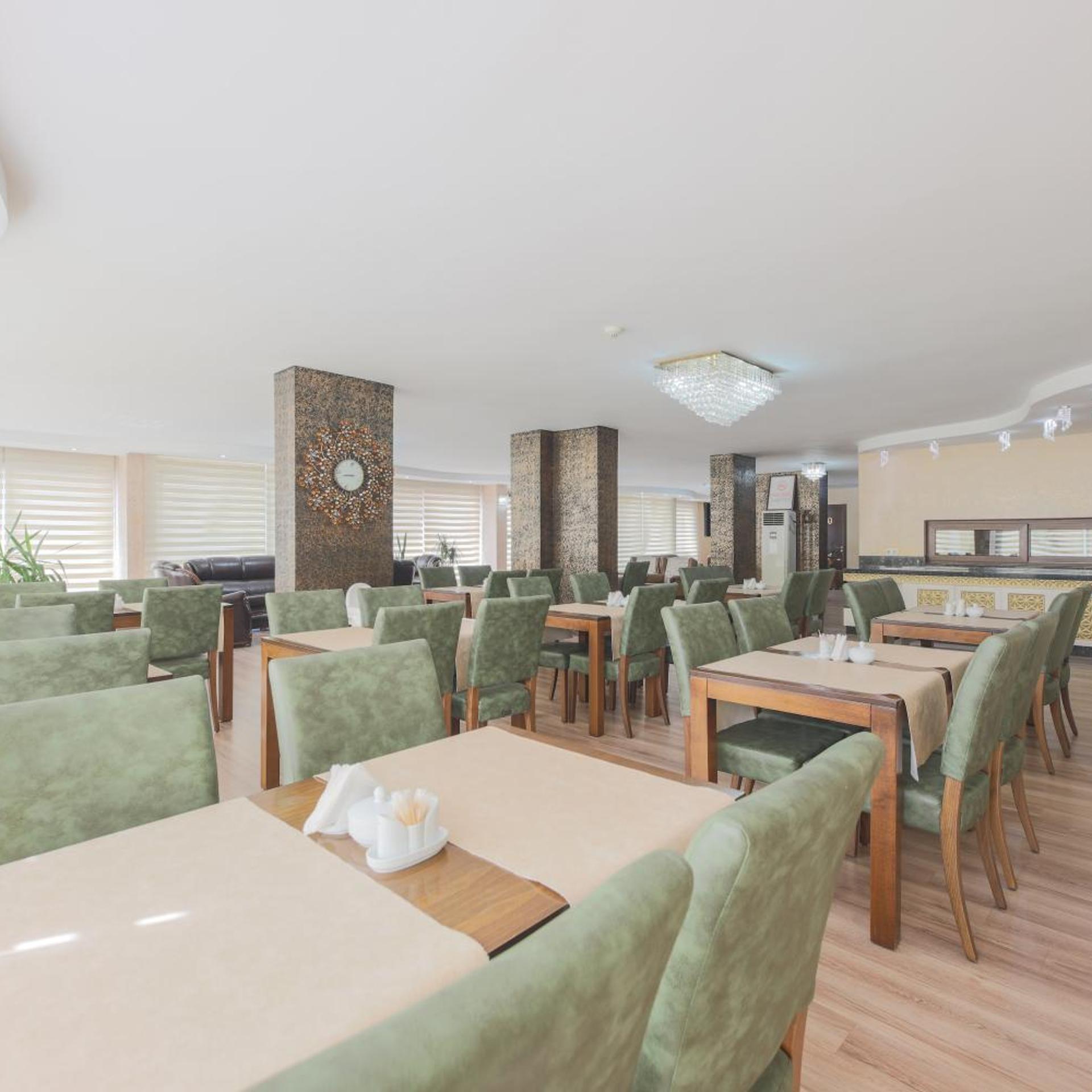 Hostapark Hotel 35/48