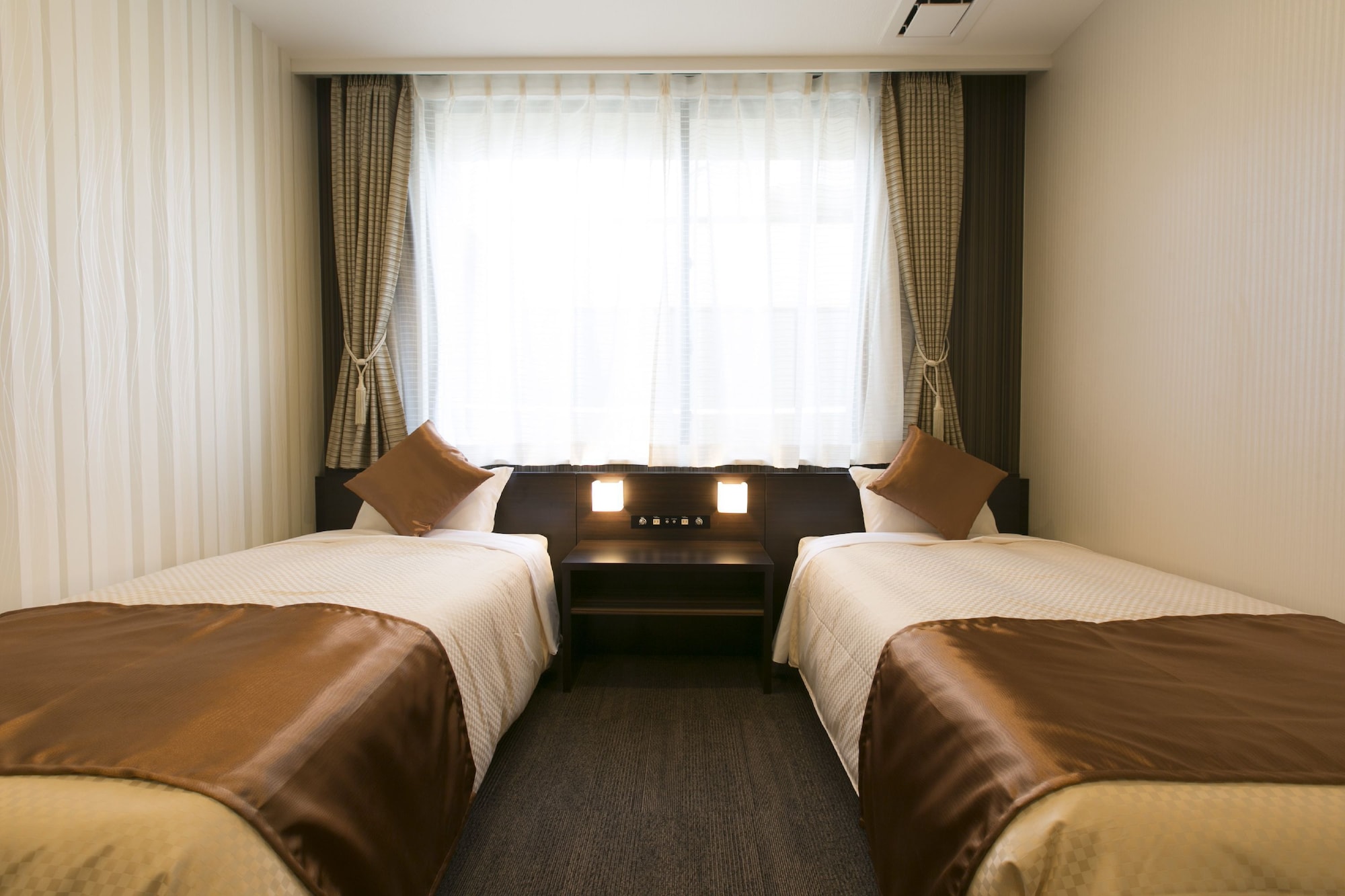 ROOM, TWIN BEDS, NEW WING, ACCESSIBLE