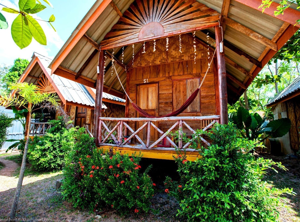 Ok Chawkoh Bungalow photo3