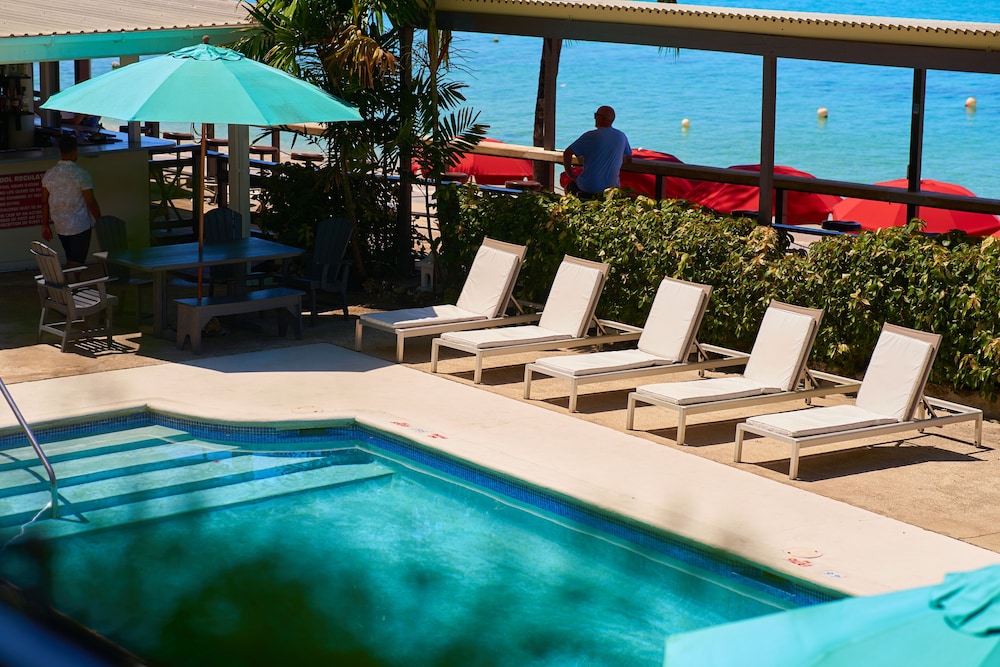 Sunswept Beach Hotel 37/44