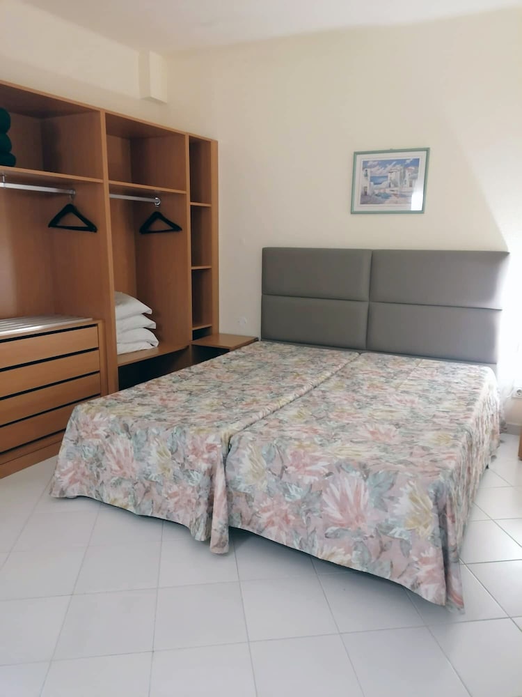Ondamar Hotel 17/72