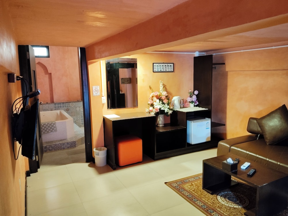 Retro Box Hotel 62/62