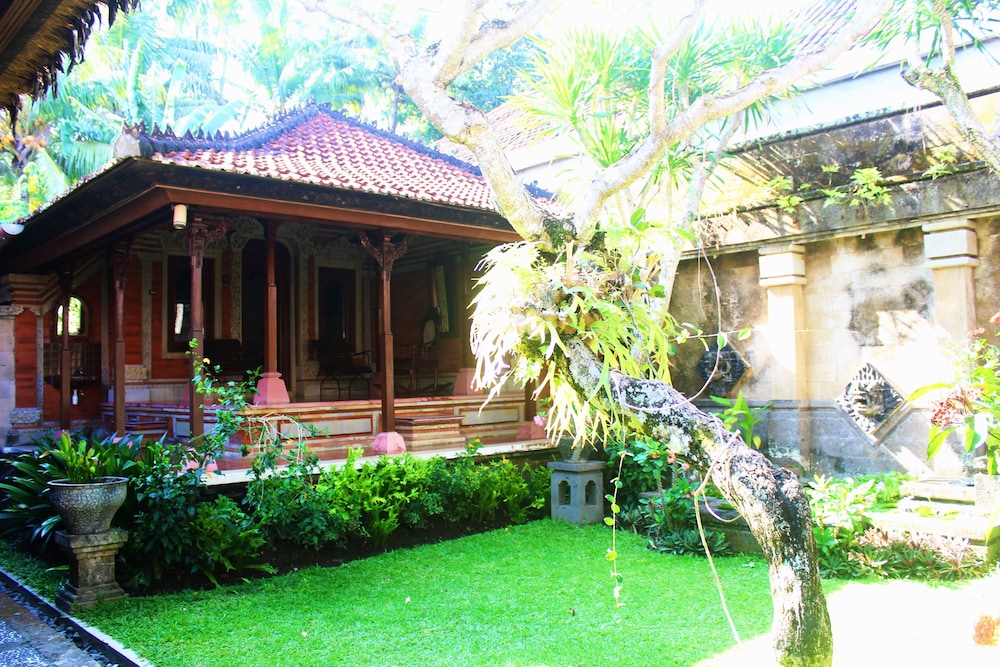 PURI BAGUS MANGGIS 21/25