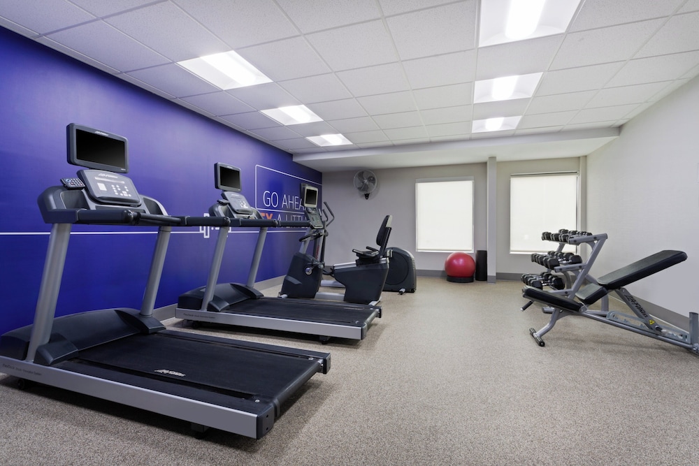 Holiday Inn Express and Suites Cincinnati Riverfront, an IHG Hotel 38/64