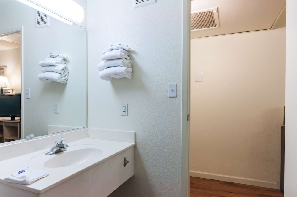 غرفة ديلوكس بسريرين مزدوجين للمدخنين، Motel6 Green River, UT 5/6