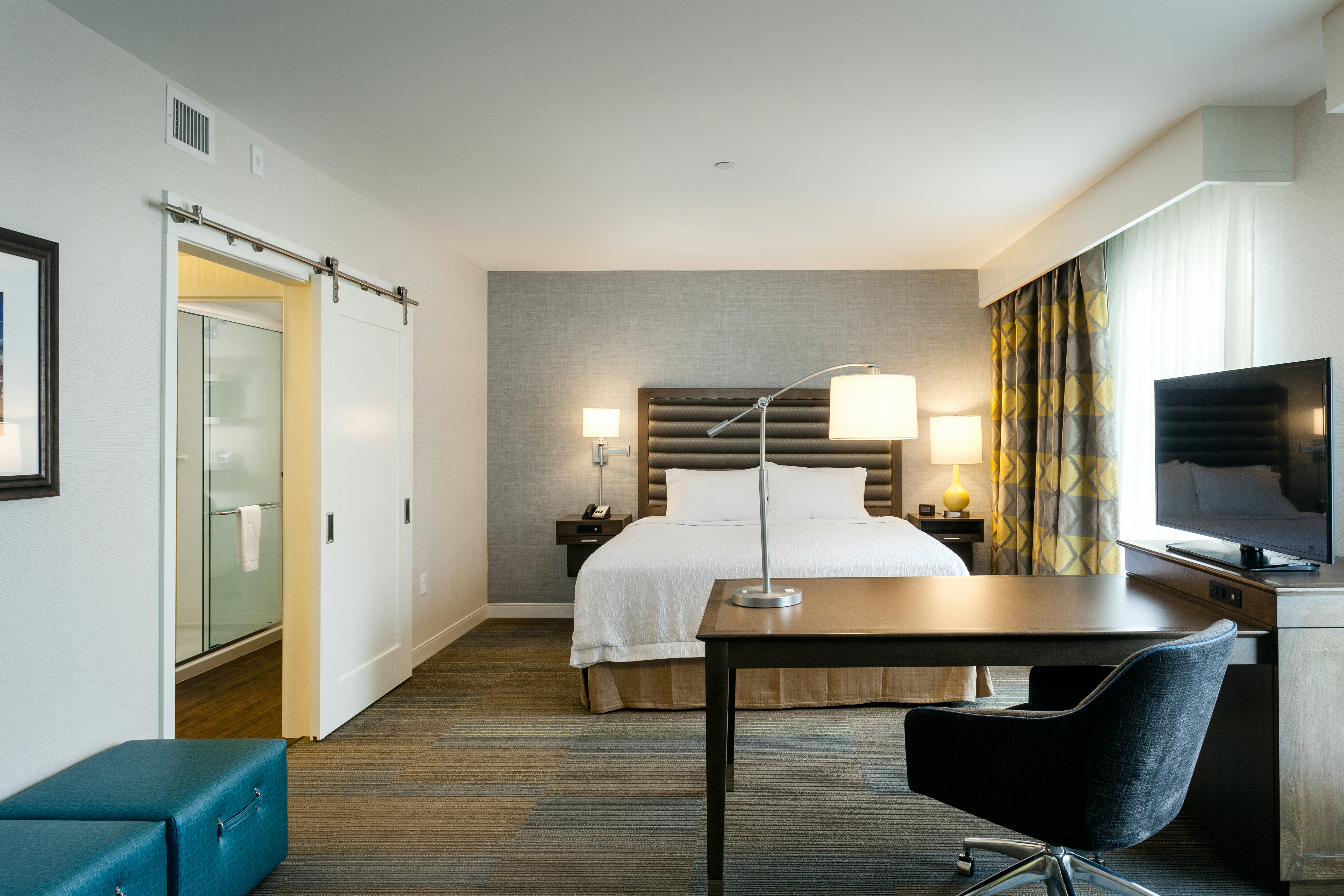 STUDIO, SUITE, KING BED, ACCESSIBLE