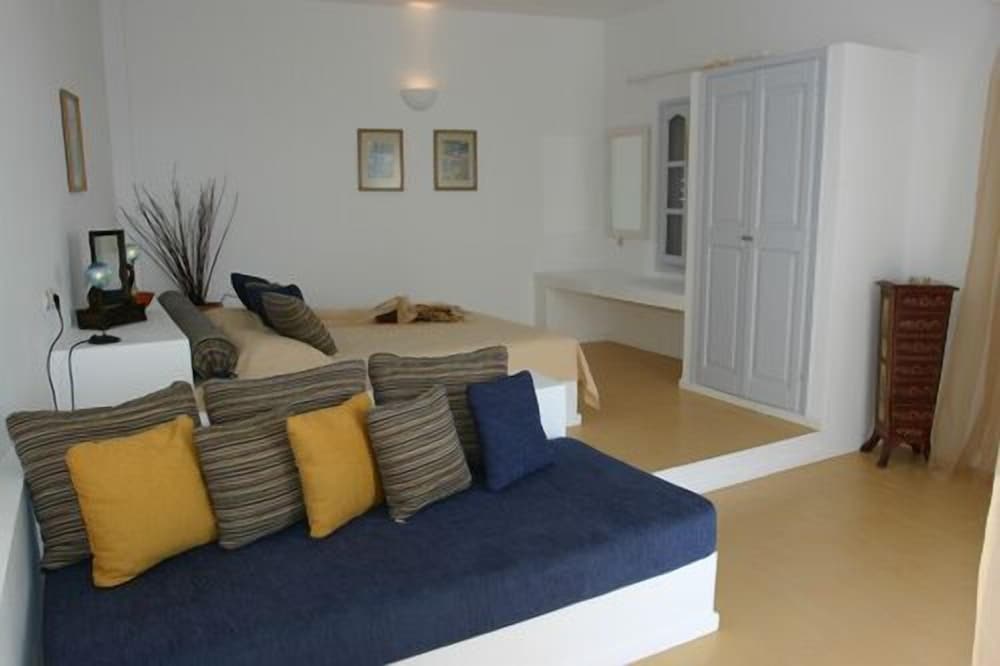 TZEKOS VILLAS 29/46