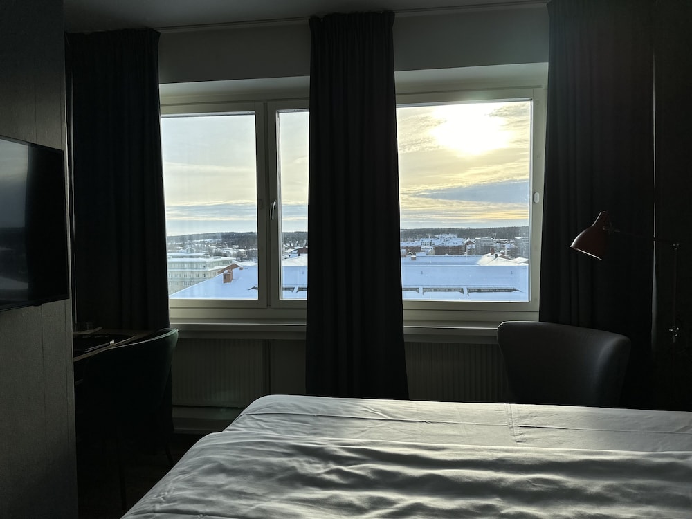 Hotel Victoria 13/50
