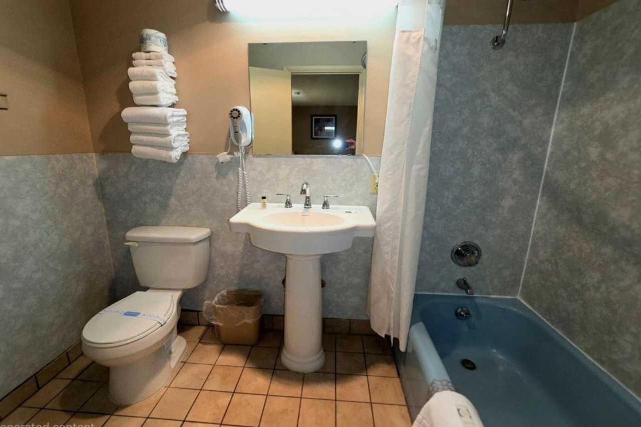 Monroe Motel Near Seattle Everett WA 18/18