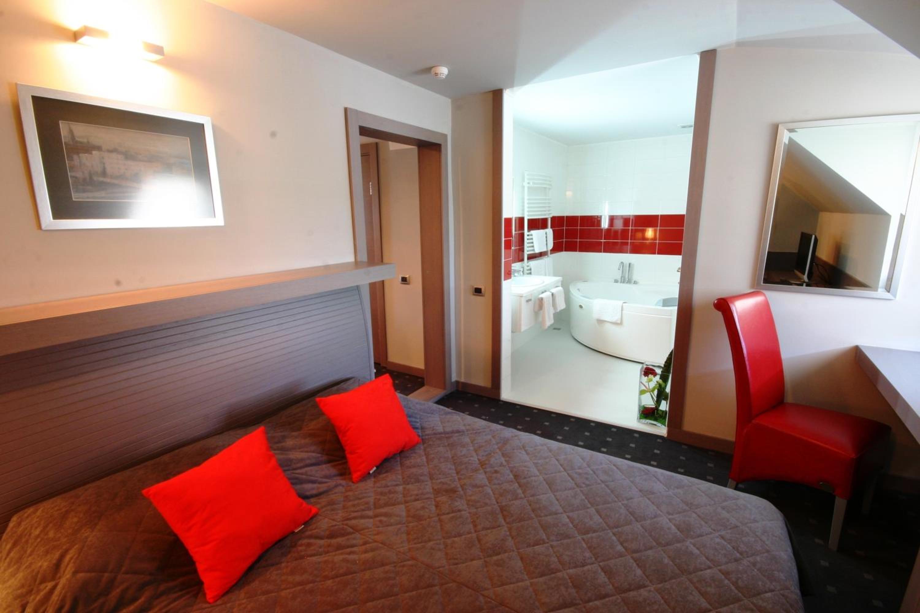 غرفة بزنس بسرير مزدوج بإطلالة على النهر، Garni Hotel Leopold I 2/4