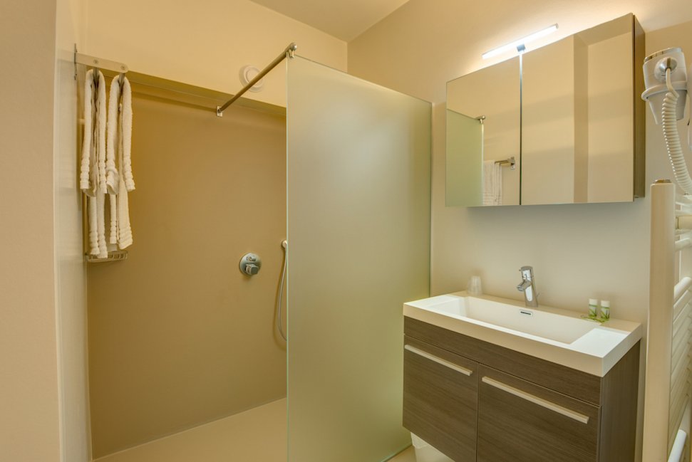 Arass Hotel & Business Flats 46/47