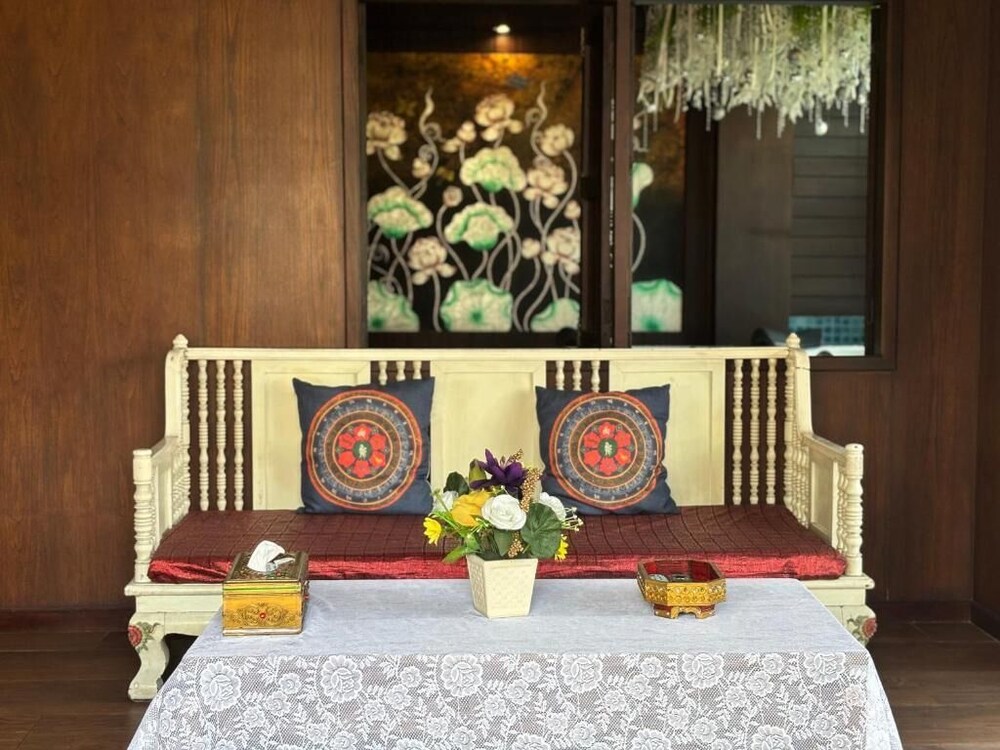 Singha Montra Lanna Boutique Style 11/72