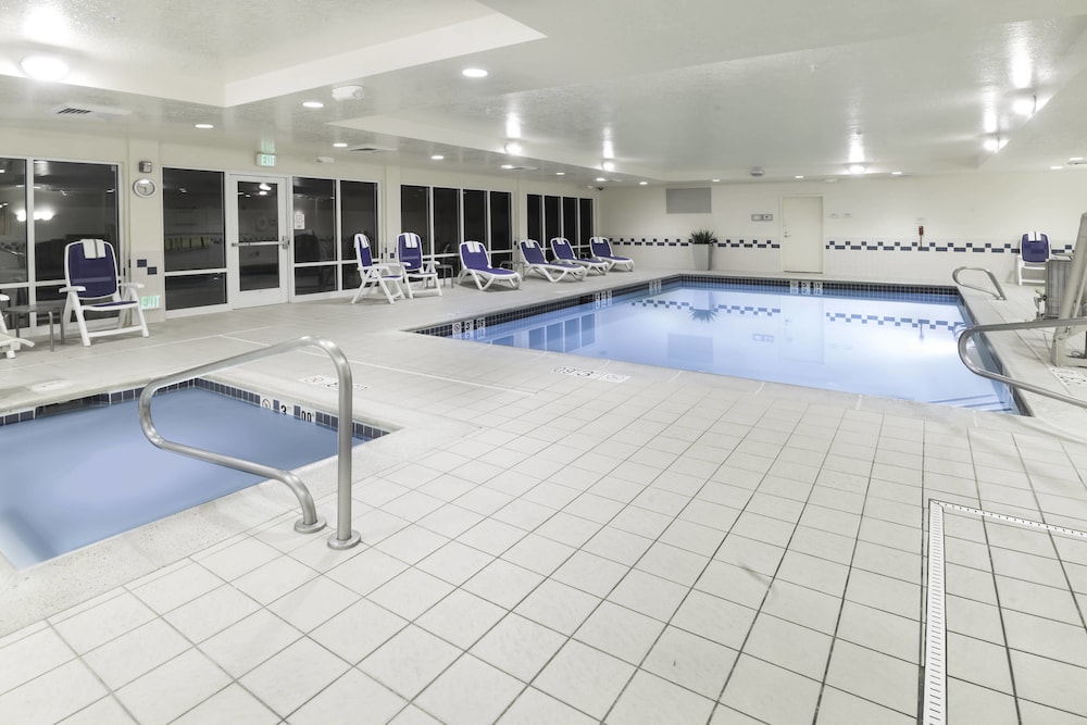 Fairfield Inn And Suites By Marriott Burley 20/31