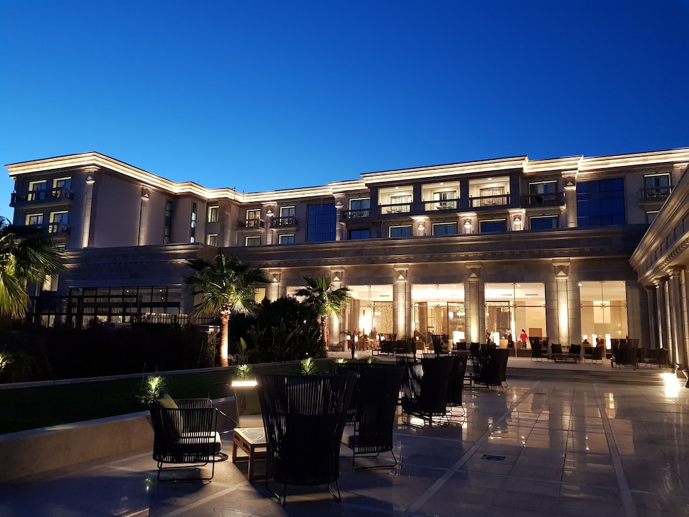 Movenpick Hotel du Lac Tunis 5/72