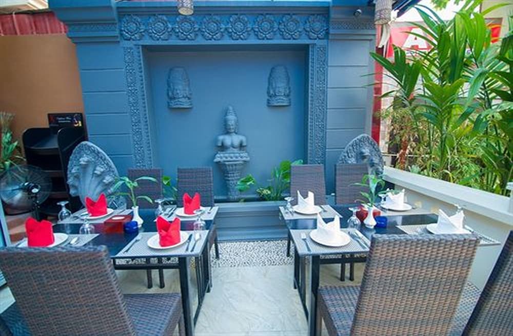 Reaksmey Chanreas Hotel 43/49
