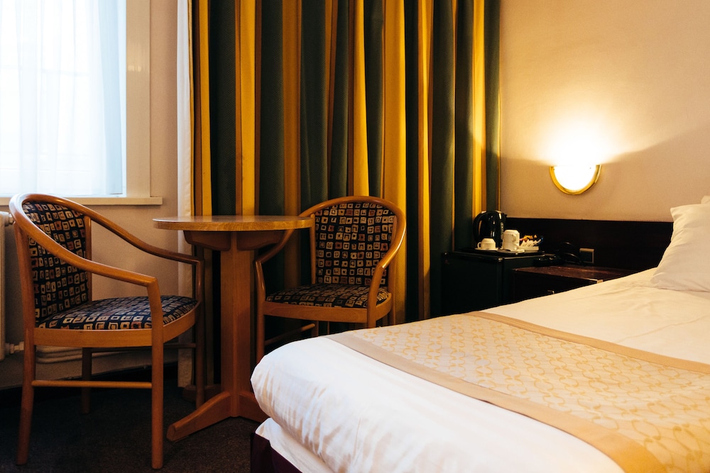 Hotel Prado 11/68