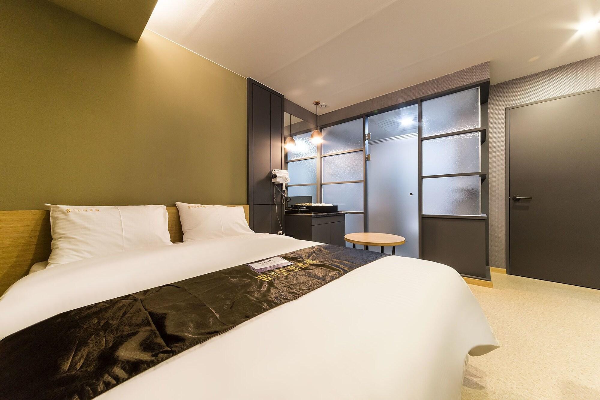 Jakjeon Dream Palace 8/36