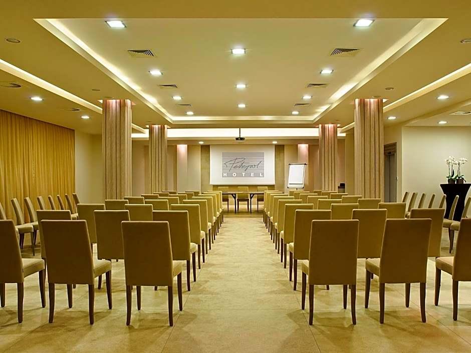 Hotel Petropol 22/25