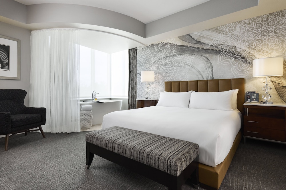 Archer Hotel Falls Church 13/65