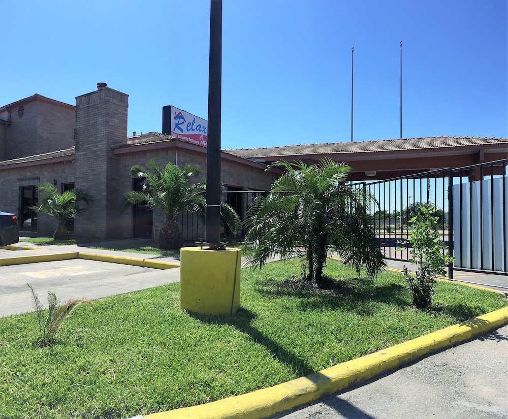 Relax Inn Channelview 4/39