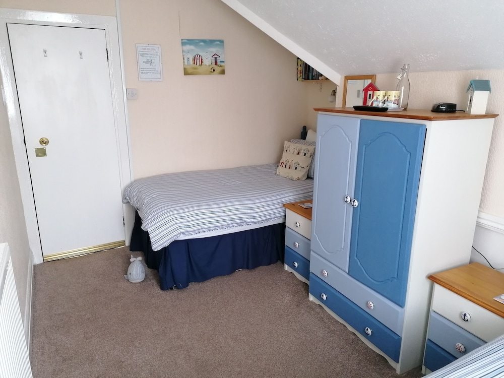 Blue Waters Lodge 3/45