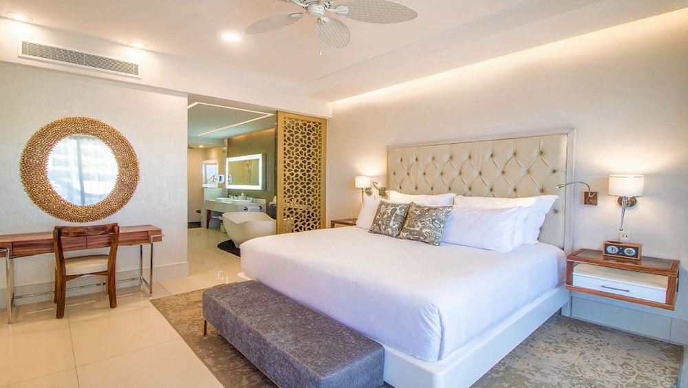 Garza Blanca Resort Spa Los Cabos 24/85