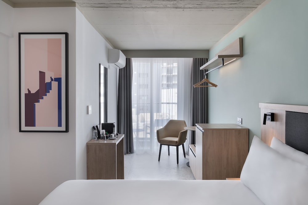 Hotel Mistral St. Julian's 19/58