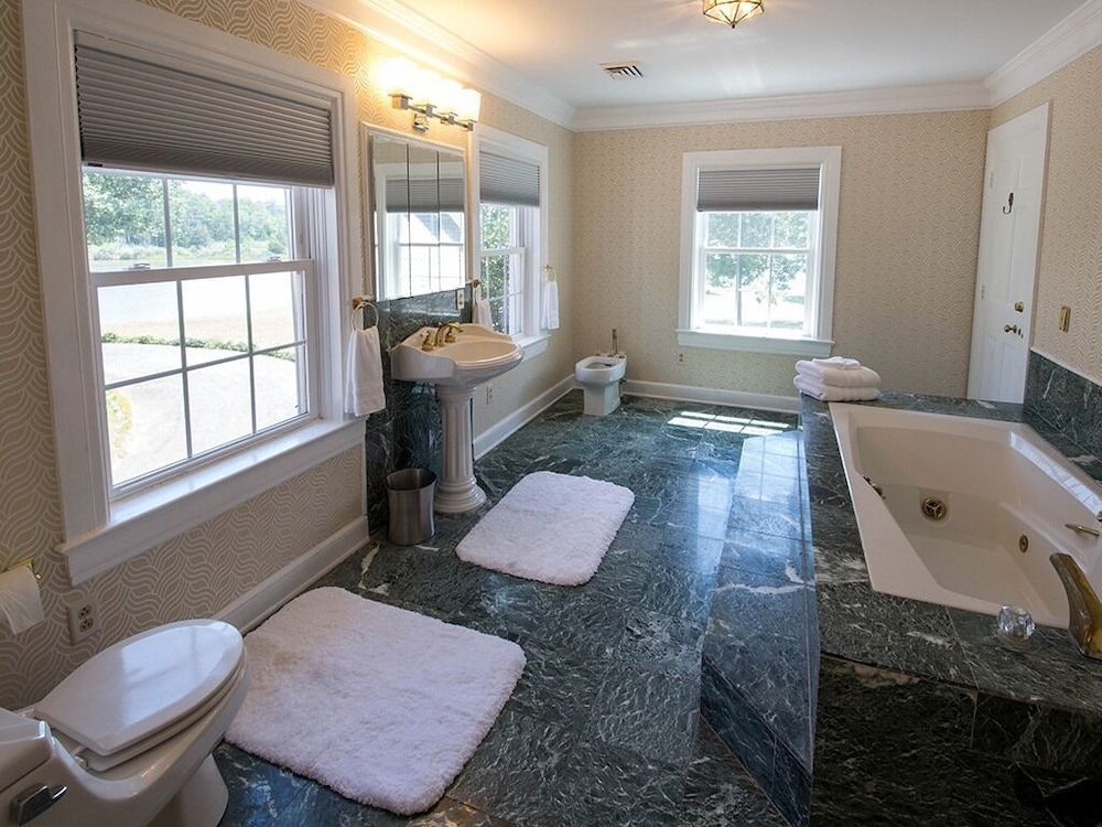 Kingsbay Mansion & Vacation Houses 25/50