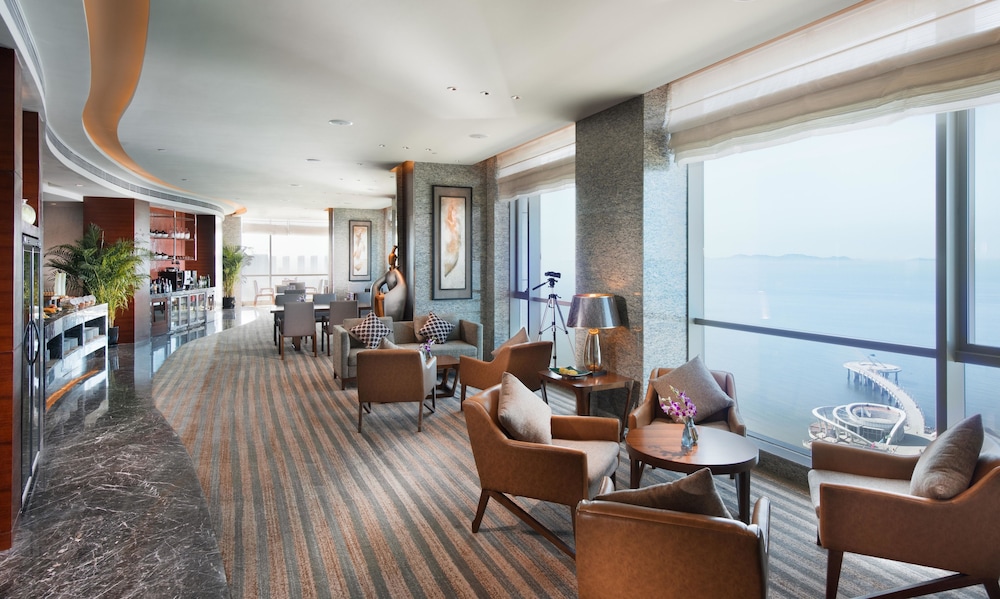 Hilton Yantai Golden Coast 47/64