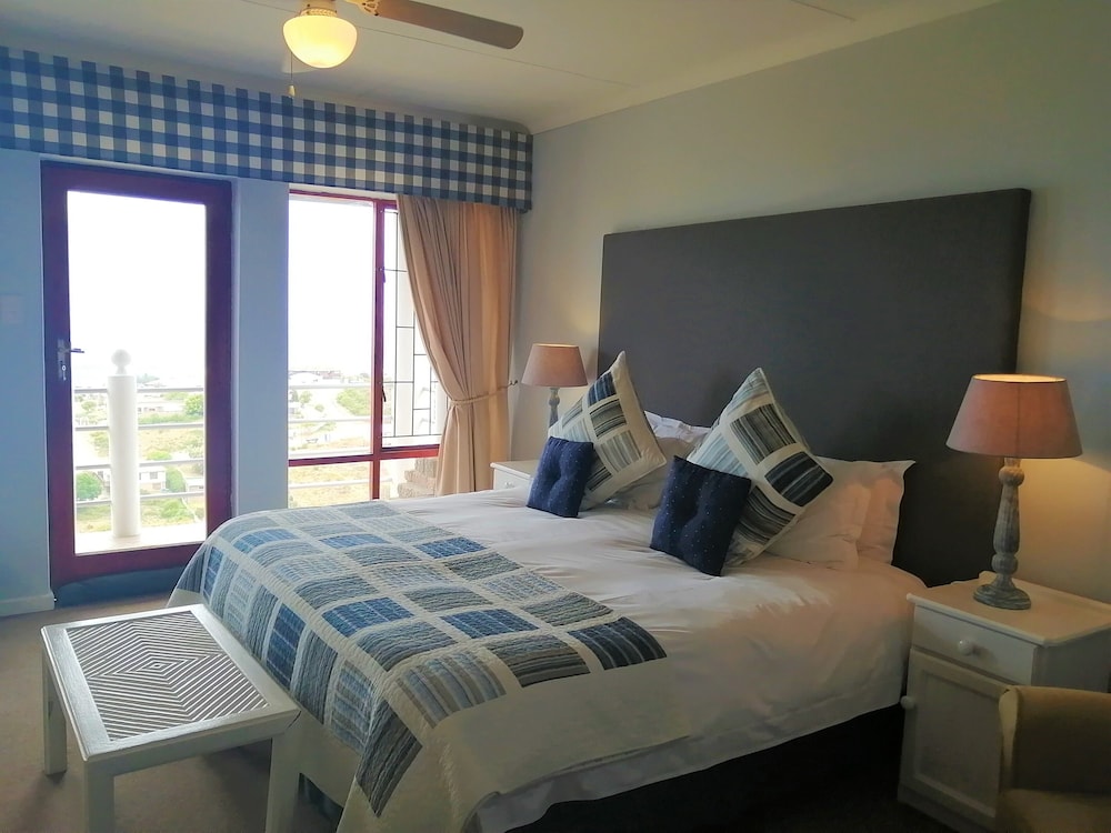 Amzee Bokmakierie Guest House 19/72
