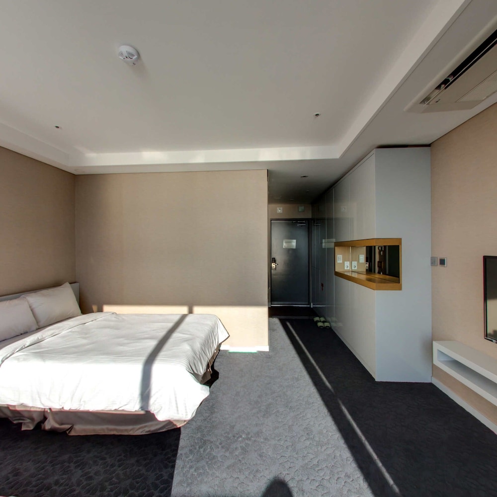 Hotel Mudrin 31/72