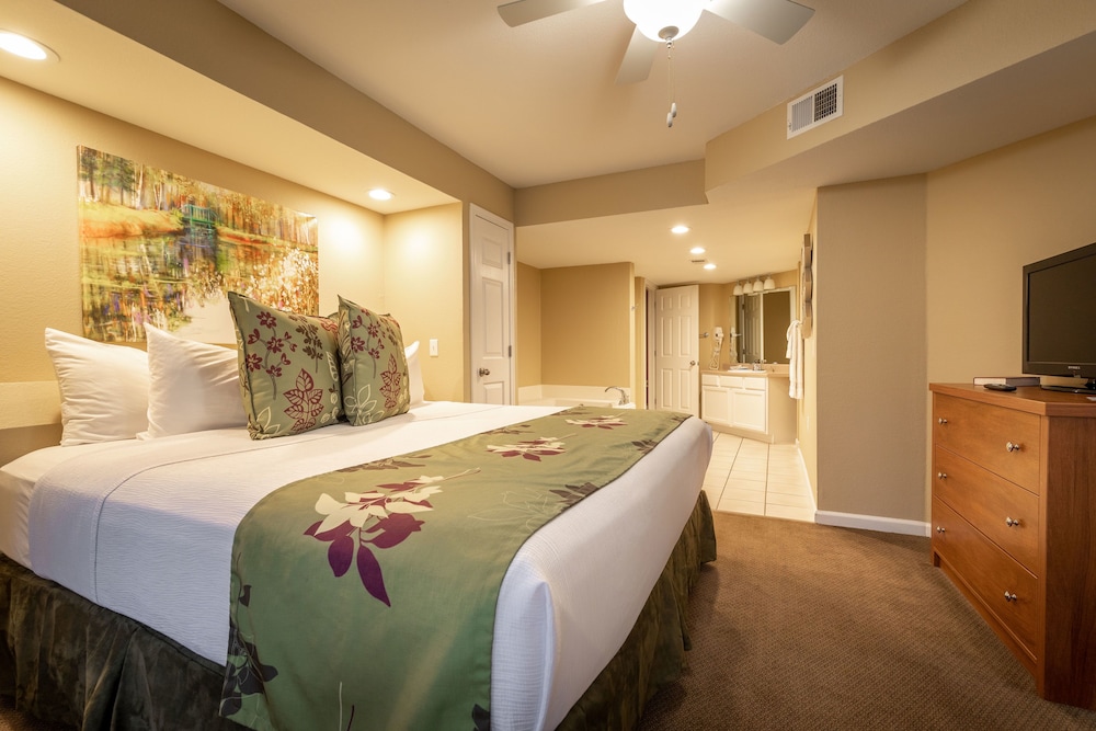 Capital Resorts Carriage Place 27/77