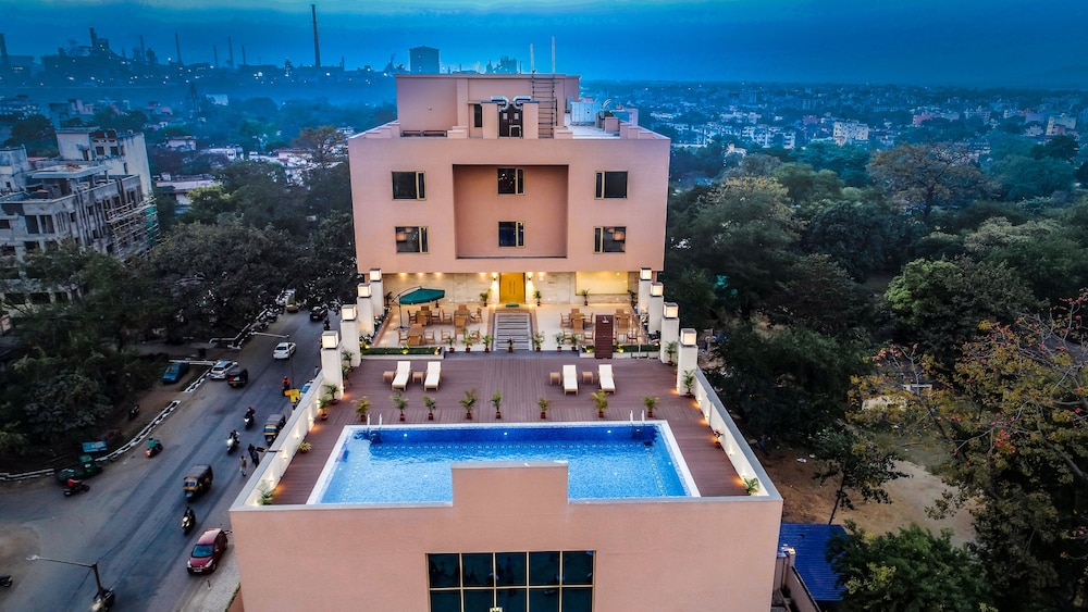 Vivanta Jamshedpur, Golmuri 6/57
