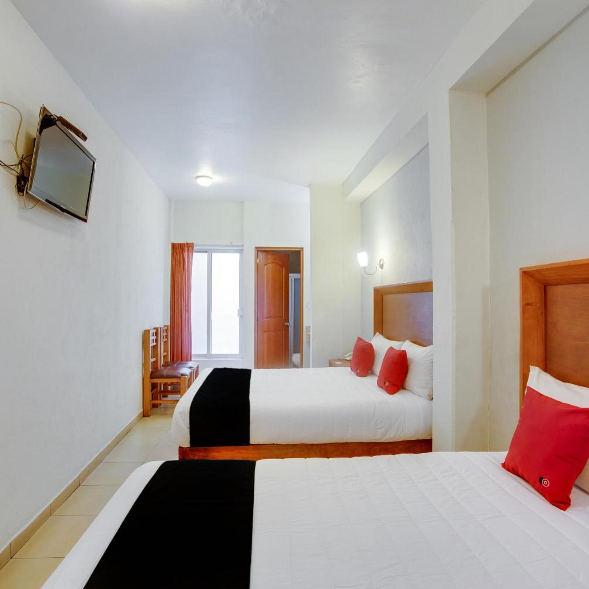 Hotel Patzcuaro 14/56