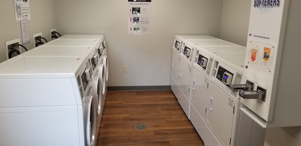 Affordable Suites of America Portage 41/45