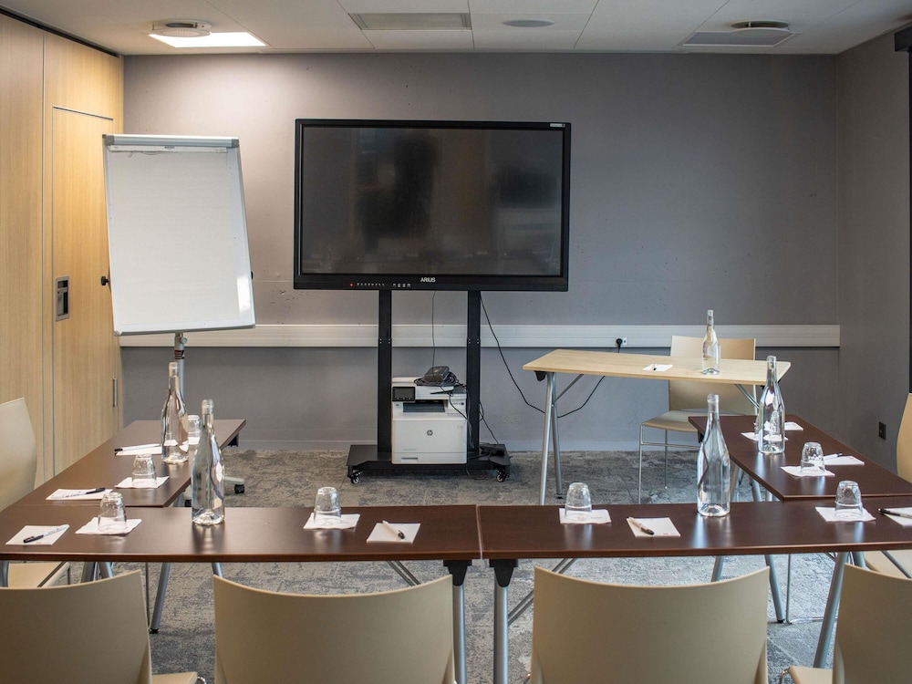 Ibis Rennes Beaulieu 55/68