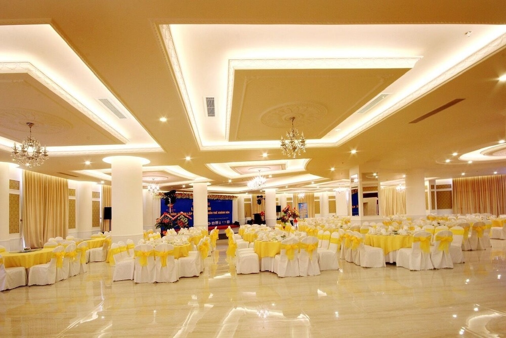 Nha Trang Palace Hotel 7/66