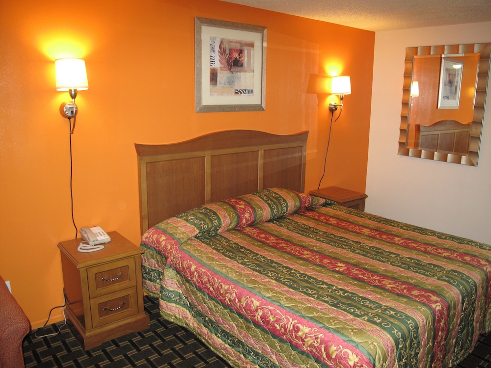 Anaheim National Inn 26/72