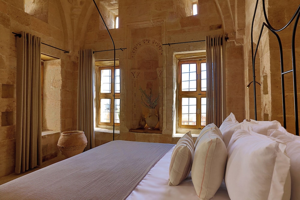 Deluxe, Double Bed, Courtyard View