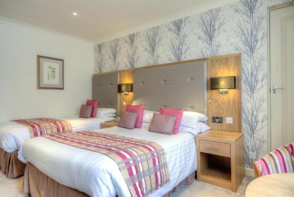 Langstone Cliff Hotel 5/80